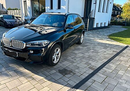 BMW X5 xDrive40d - M Paket - 8 Monate Garantie