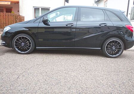 Mercedes-Benz B 250 BlueEFFICIENCY DCT -