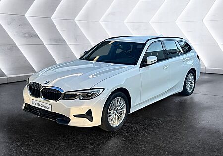BMW 330d xDrive A Sport Line DAB WLAN RFK Klimaaut.