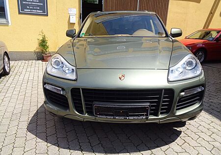 Porsche Cayenne Turbo Austausch Motor 90TKM !