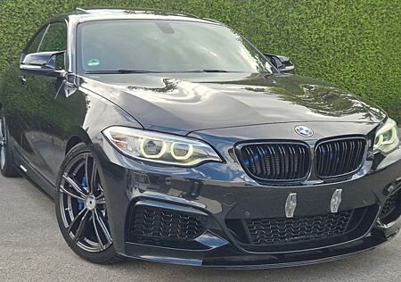 BMW M235i Coupé PERFORMANCE SOUND / VOLLAUSSTATTUNG