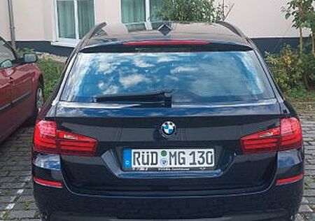 BMW 528i Drive Touring A -