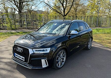 Audi RS Q3 RSQ3 Top Zustand Scheckheftgepflegt