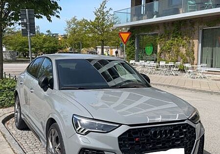 Audi RS Q3 RSQ3 2.5 TFSI Warranty - Full Options