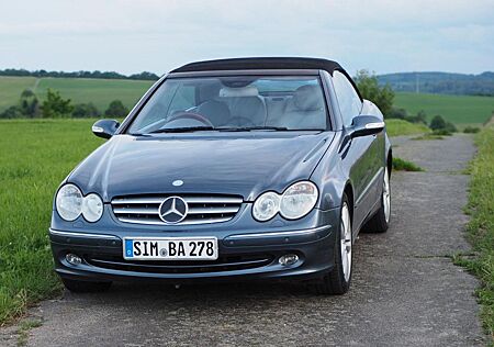 Mercedes-Benz CLK 320 Rechtslenker, Neu TÜV, Dach öffnet nicht