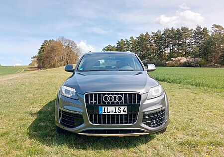 Audi Q7 4.2 TDI V12 Paket quattro tiptronic -