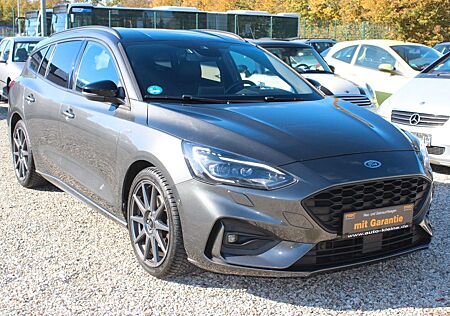 Ford Focus Turnier ST-Line Diesel Automatik
