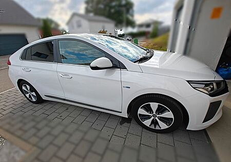 Hyundai Ioniq 1.6l GDi PLUG-IN HYBRID Premium Leder