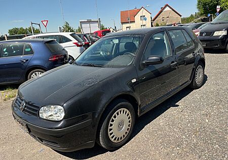 VW Golf Volkswagen 1.6 Automatik Champ ( Rollstuhlumbau )