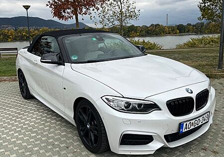 BMW 240 M240i xDrive Steptronic Cabrio -
