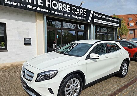 Mercedes-Benz GLA 180 AUTOMATIK LEDER NAVI KAMERA WERKGARANTIE