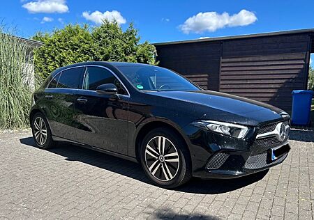 Mercedes-Benz A 250 e DCT - Progressive