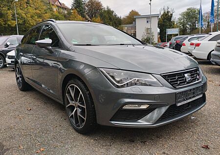 Seat Leon ST FR Panoramadach Lederaussattung Kamara