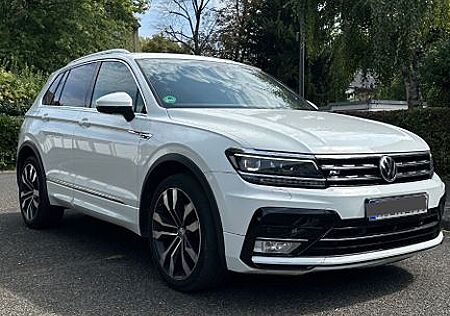 VW Tiguan Volkswagen 2.0 TDI SCR 140kW DSG 4MOTION Highlin...