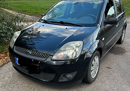 Ford Fiesta gebraucht kaufen Ford Fiesta 1,3 51 kW Black Magic Black Magic