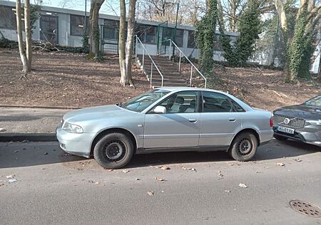 Audi A4 1.6 Auto -