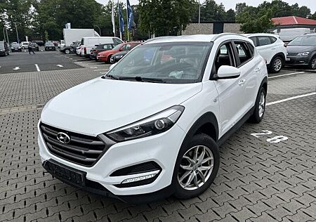 Hyundai Tucson blue 1,6l