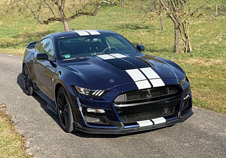 Ford Mustang Shelby GT 500