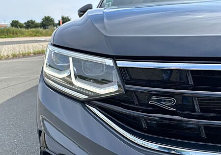VW Tiguan Volkswagen 2.0 TDI SCR 147kW DSG 4MOTION R-Line ...