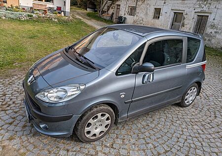 Peugeot 1007 Tendance HDi 70 Tendance