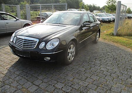 Mercedes-Benz E 230 Limousine ~RENTNERFZG. NUR 74 TKM~1.HAND~