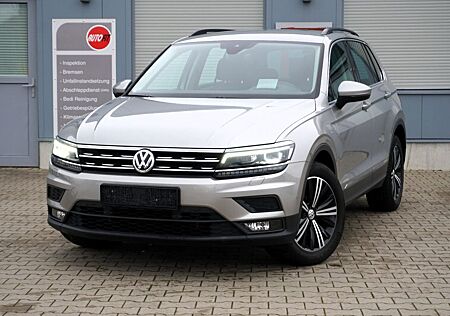 VW Tiguan Volkswagen Comfortline*ACC*AHK*MultiL.*HUD*SHZ*