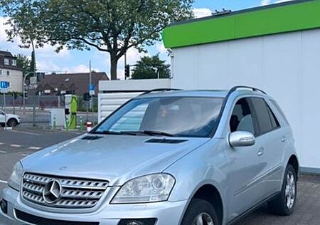 Mercedes-Benz ML 350 4MATIC - Prinsgasanlage