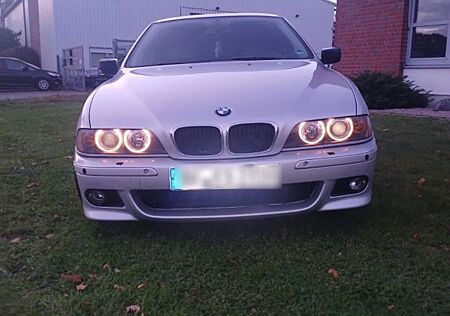 BMW 525d A touring -