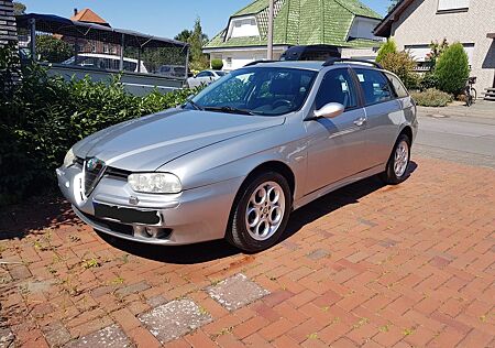 Alfa Romeo 156 2.0 JTS TÜV 02/28