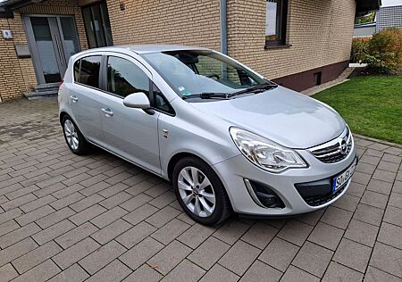 Opel Corsa 1.4 150 Edition Schaltwagen SHZ LHZ