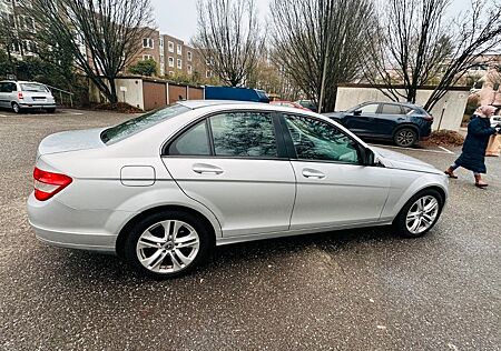 Mercedes-Benz C 200 CDI BlueEFFICIENCY AVANTGARDE AVANTGARDE