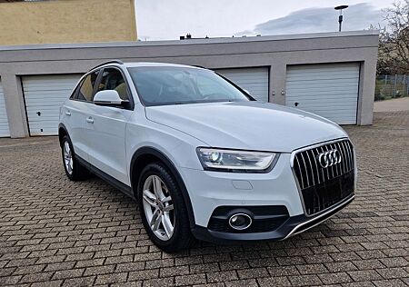 Audi Q3 2.0 TDI * Navi * Xenon * SHZ * TÜV * TEMPO *