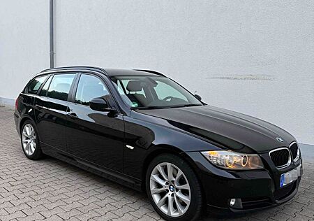 BMW 320d EfficientDynamics Edition Touring Effic...