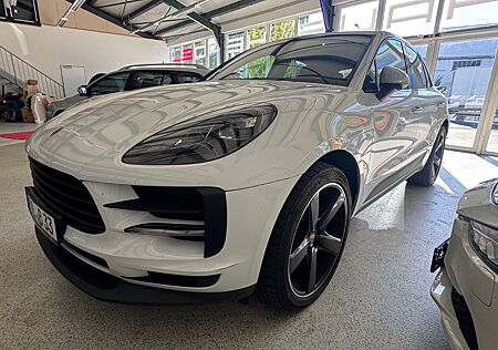 Porsche Macan GTS-Paket-Luftfahrwerk-Klappenauspuff -21"