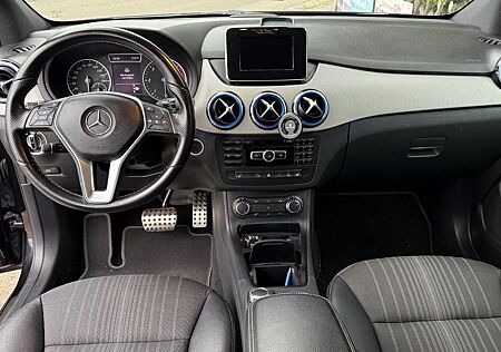 Mercedes-Benz B 200 CDI - AMG - NIGHT PAKET