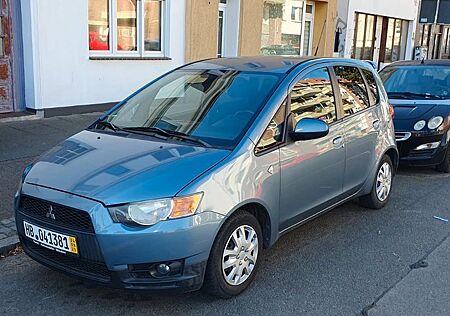 Mitsubishi Colt gebraucht kaufen Mitsubishi Colt ,BJ. 2009, MIT NEUEM TÜV, Checkheft