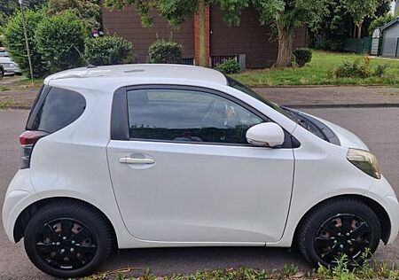Toyota iQ 1,0-l-VVT-i -