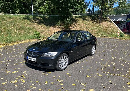 BMW 325i