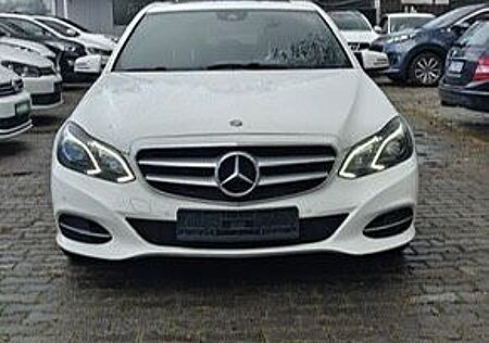 Mercedes-Benz E 220 d AVANTGARDE Autom. AVANTGARDE