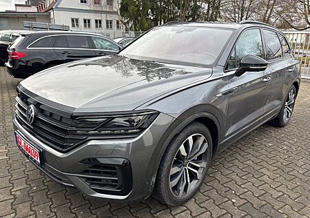 VW Touareg Volkswagen R 4Motion eHybrid Panorama