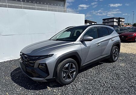 Hyundai Tucson PREMIUM PANO SHZ v+h 18 ALU 1.6 T-GDi ...