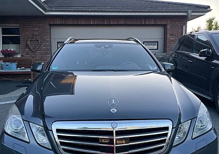 Mercedes-Benz E 350 CDI 4MATIC T BlueEFF. AVANTGARDE AMG