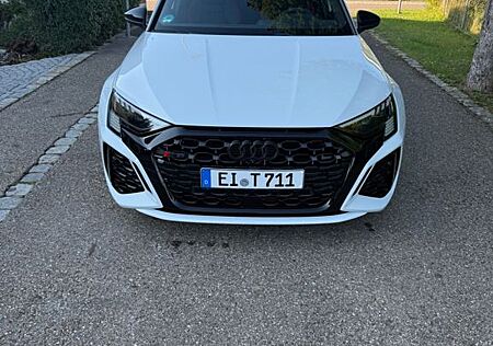 Audi RS3 -Limo, RS-Abgasanl, 280kmh, B&O, Navi, Matrix