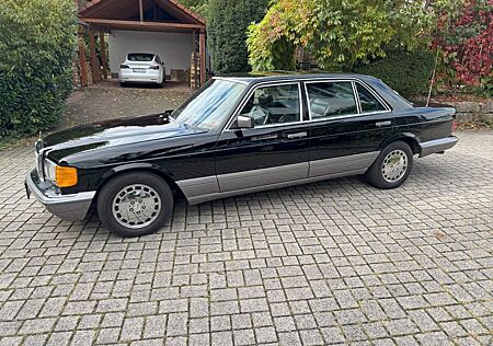 Mercedes-Benz S 560 SEL 560 040 UNI Schwarz H Abnahme und TÜV NEU