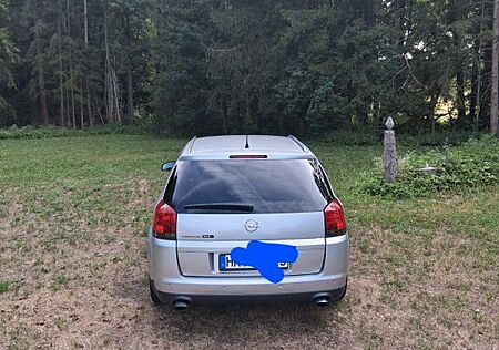 Opel Signum 2.2 Direct -