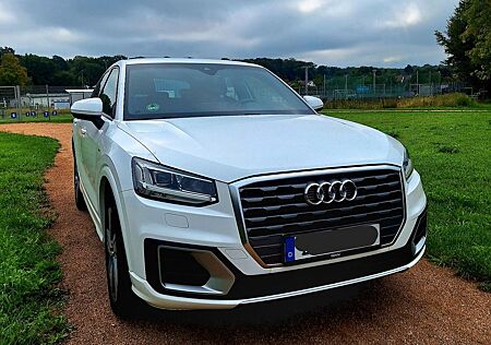 Audi Q2 1.4 TFSI S line LED Navi Teilleder PDC+