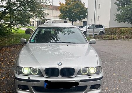 BMW 523i E39