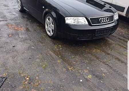 Audi A6 2.4 -