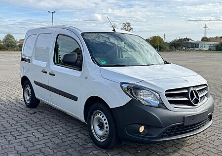 Mercedes-Benz Citan gebraucht kaufen Mercedes-Benz Citan Kasten 109 CDI lang Navi/Kamera/SitzHeiz.
