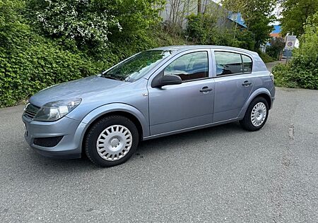 Opel Astra 1.6 Cosmo Cosmo